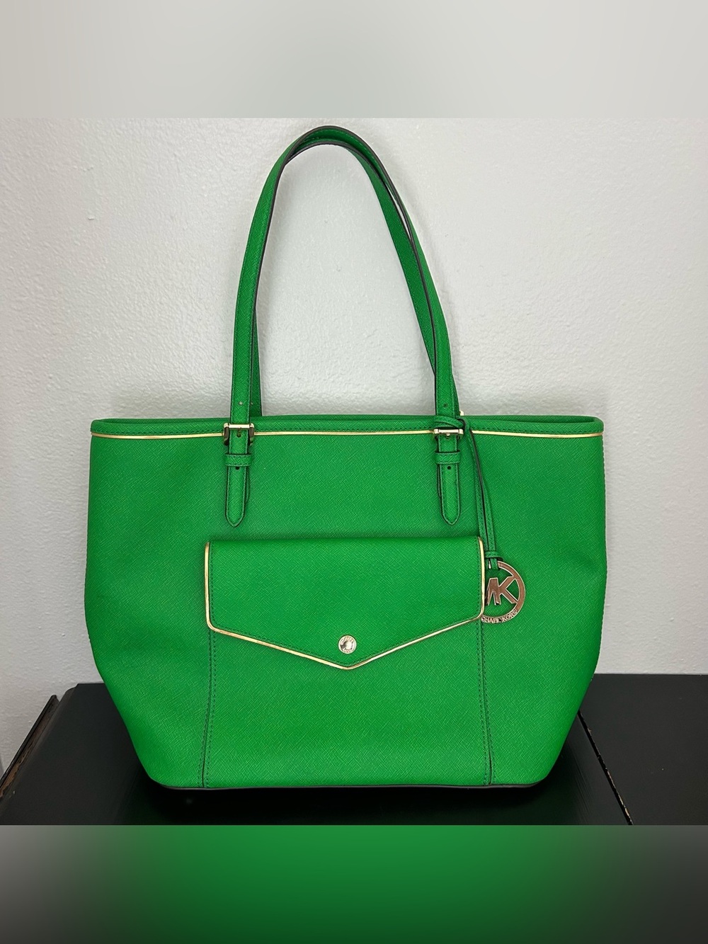 Michael Kors Jet Set Green Saffiano Leather Pocket Large Tote Shoulder Bag